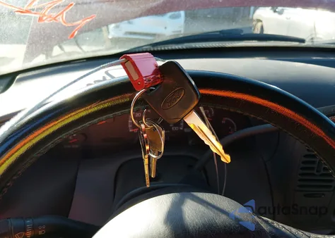 2001 Ford F-150 Xl/Xlt from USA, damaged, VIN 1FTZF172X1NA91737